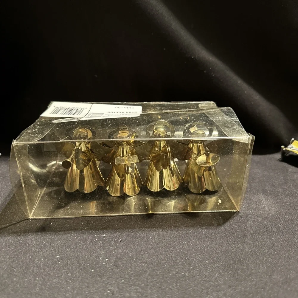 NAPKIN RINGS Lot 4 Gold Tone Angels Blowing Horns Christmas Table Set‎ Setting